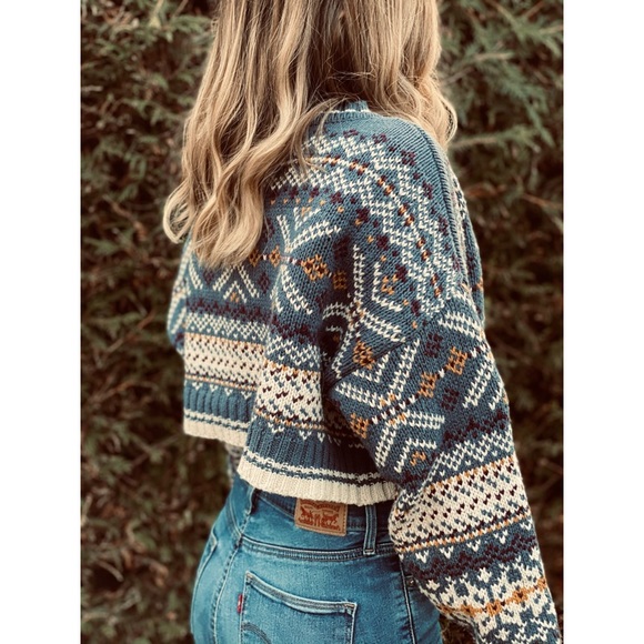 URBAN OUTFITTERS BDG anna crop oversized sweater - Picture 1 of 10